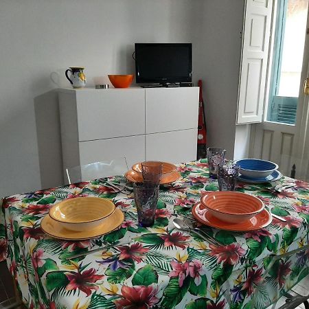 Casa Noa, Il Tuo Appartamento Nel Cuore Di Ortigia Сиракуза Екстериор снимка